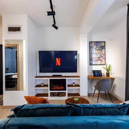 Touchdown Apartment Near Bucharest Airport Отопени Экстерьер фото