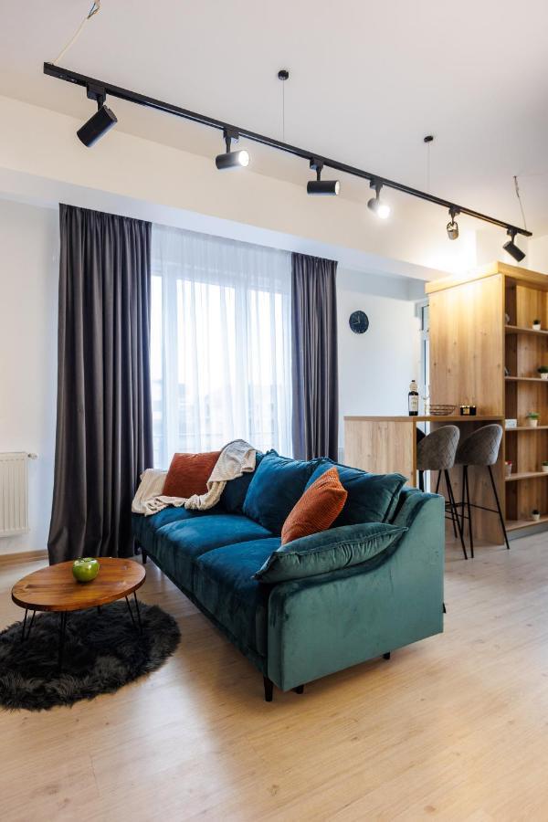 Touchdown Apartment Near Bucharest Airport Отопени Экстерьер фото